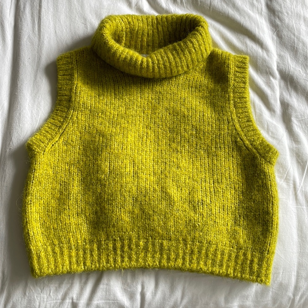 &other stories Lime Green Sweater Vest Top
